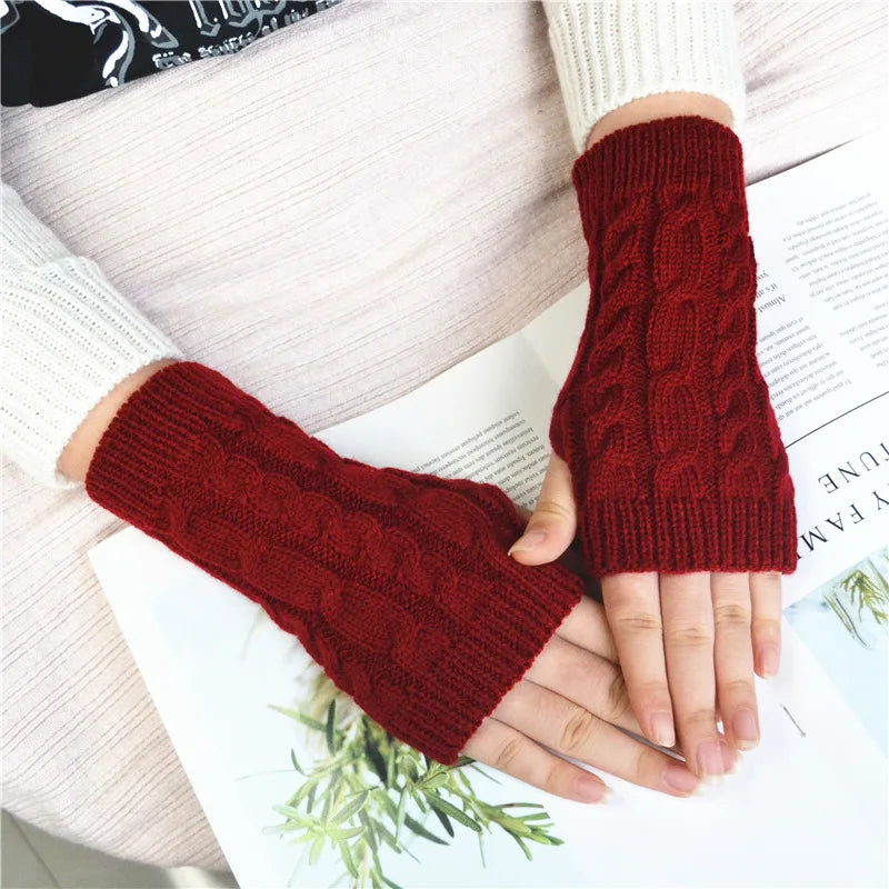 Stylish Knit Fingerless Wrist Warmers for Women | Cozy & Fashionable