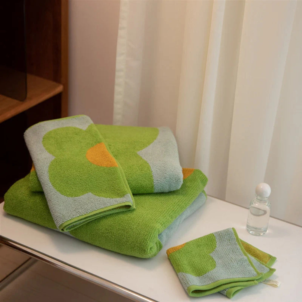 Vibrant Garden Blossom Cotton Bath Towel