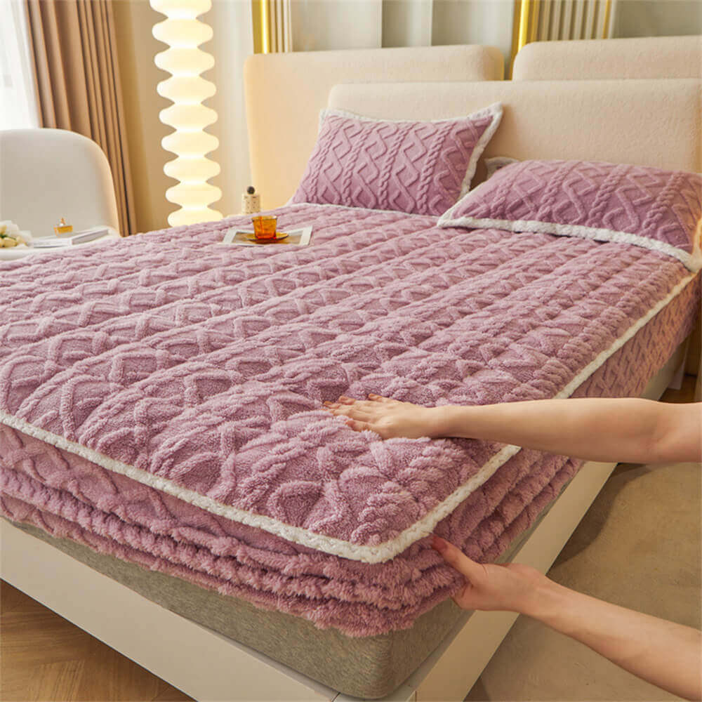 Washable Plush Fitted Mattress Protector