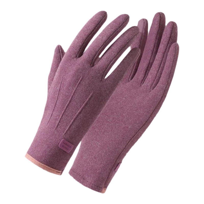 Stay Warm While Using Your Phone Without Removing Gloves