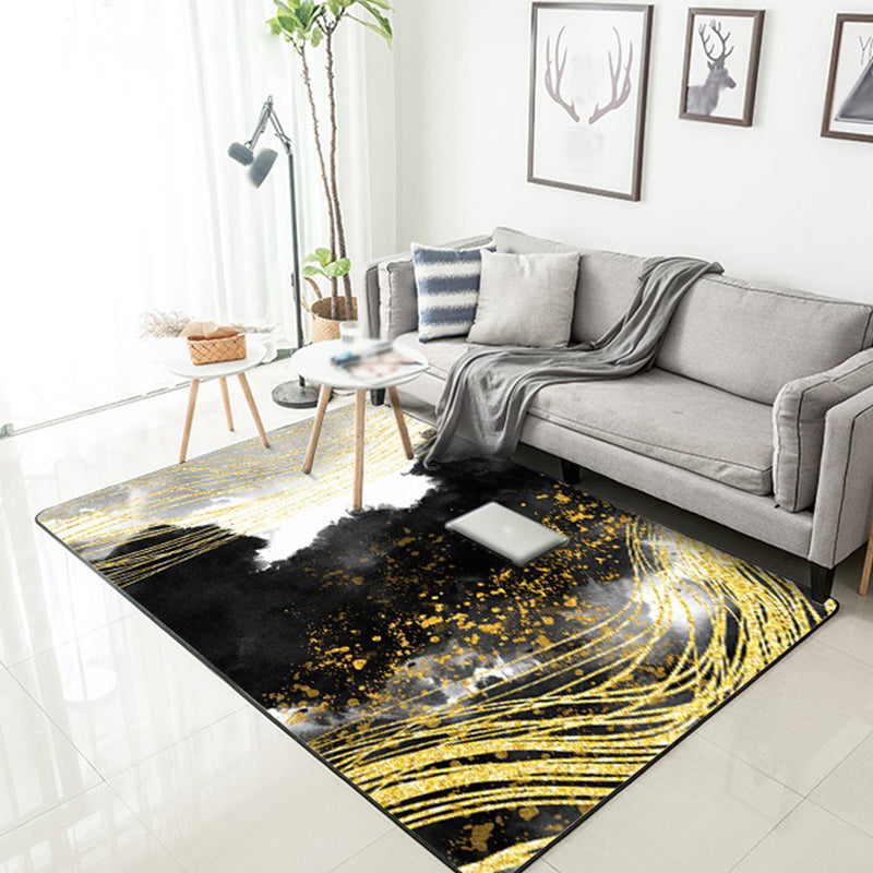Washable Polyester Area Rug with Modern Abstract Bird Design in Black and White