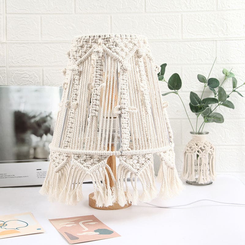 Soft Glow Woven Table Lamp for Cozy Ambiance