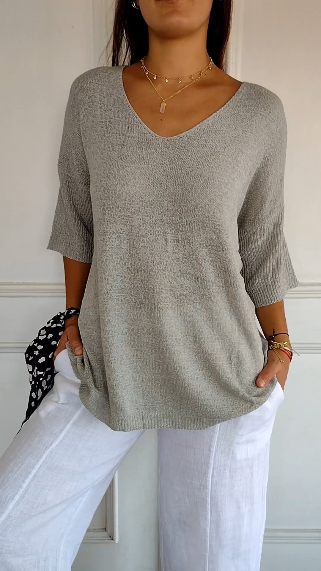 Chic Solid Color V-Neck Top for Spring & Summer