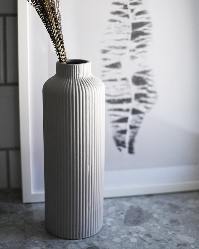 Light Grey Ceramic Vase – ÅDALA Style
