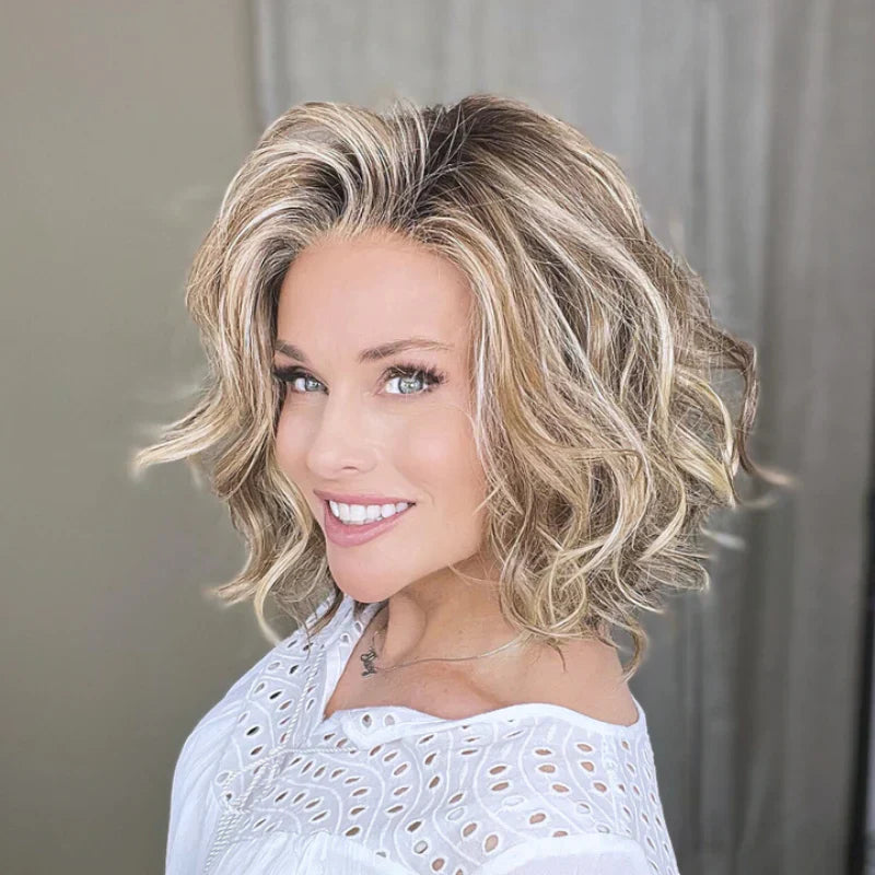 Transform Your Look Instantly with the Chic Short Wig