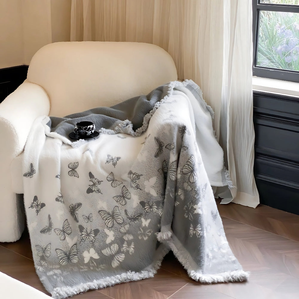 Elegant Luxe Blanket with Jacquard Design