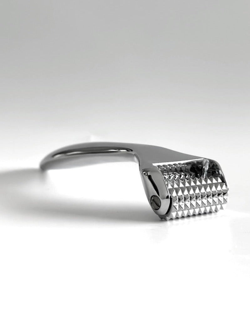 Instant Wrinkle Smoothing and Skin Firming Roller
