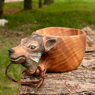 Handcrafted Wooden Mug – Artisanal Carved Design