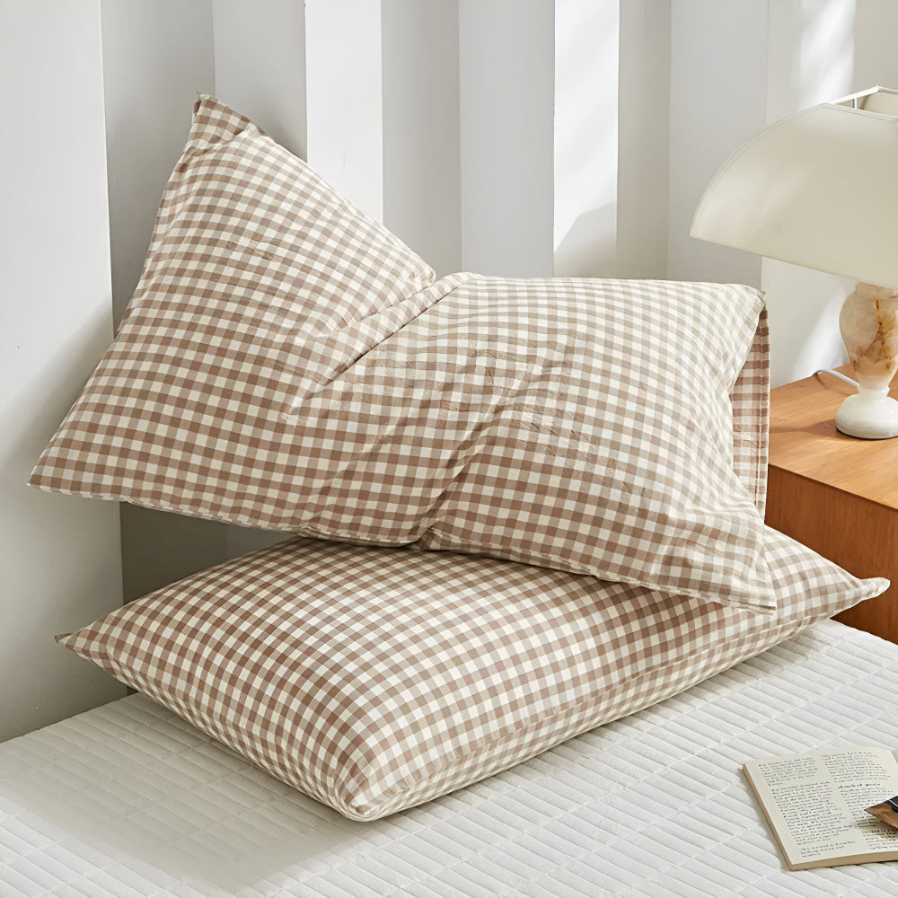 Charming Plaid Pillow Covers for Cozy Comfort