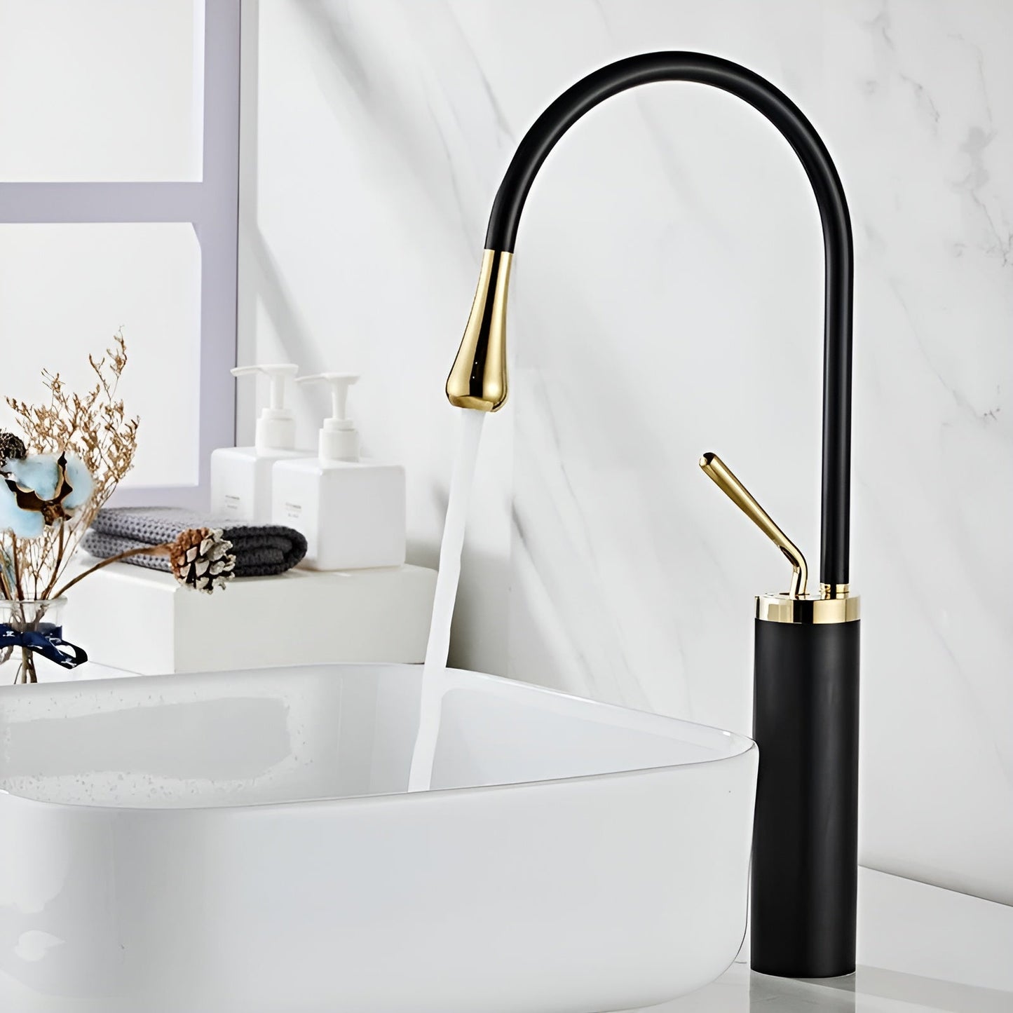 Effortless 360° Faucet Control for a Drip-Free Lifestyle