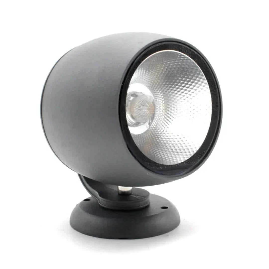 Transform Your Garden with Warm, Cozy Lighting