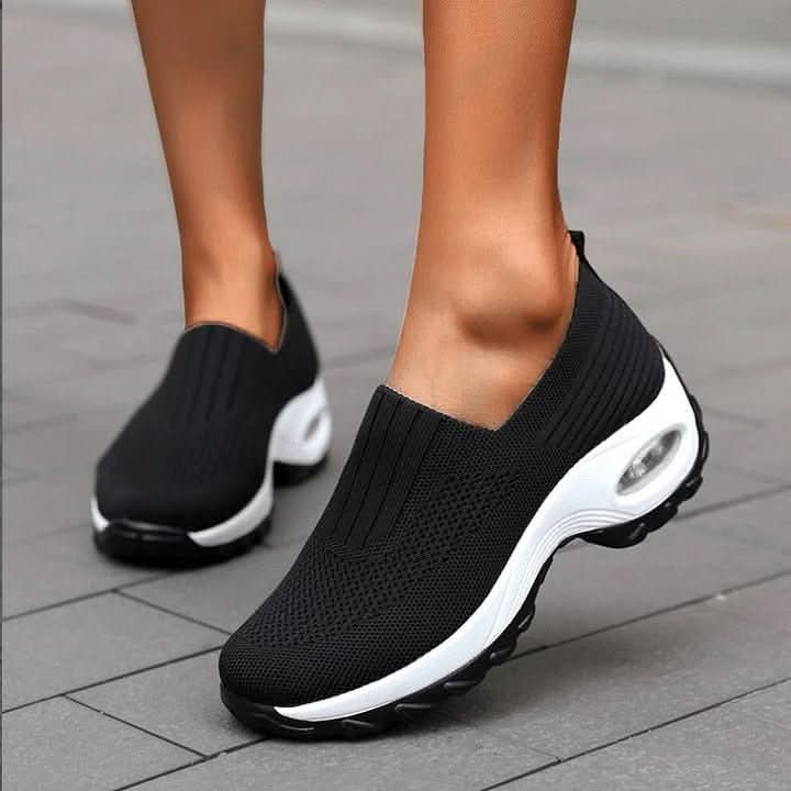 Women’s Slip-On Walking Shoes with ComfortFlex Technology