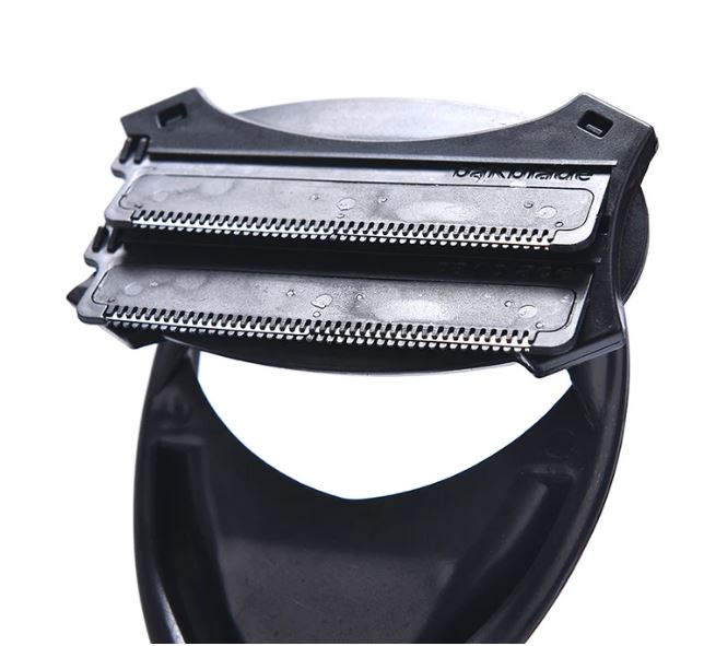 Effortless Back Grooming Tool for Smooth Skin