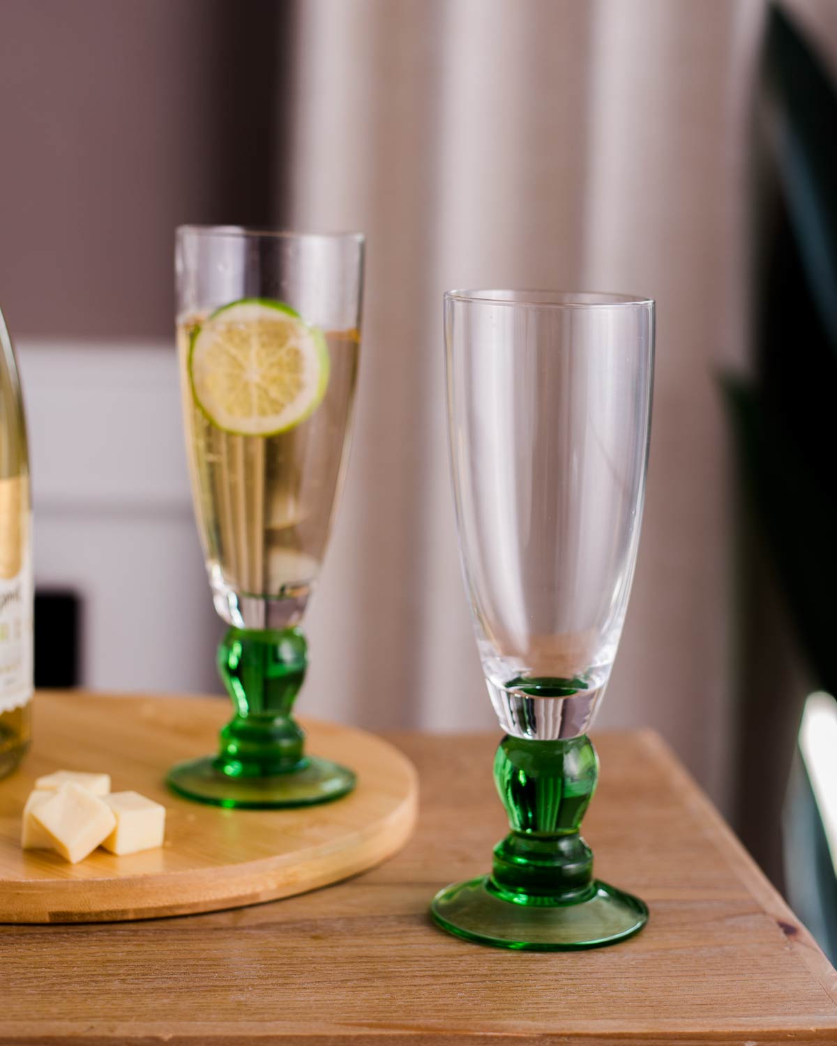 Set of 6 Green Swirl Champagne Glasses
