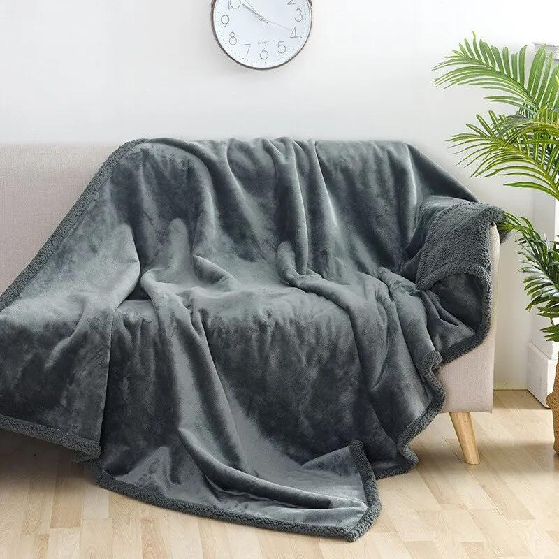 Waterproof Blanket – Reversible, Stain-Resistant & Soft Plush Design