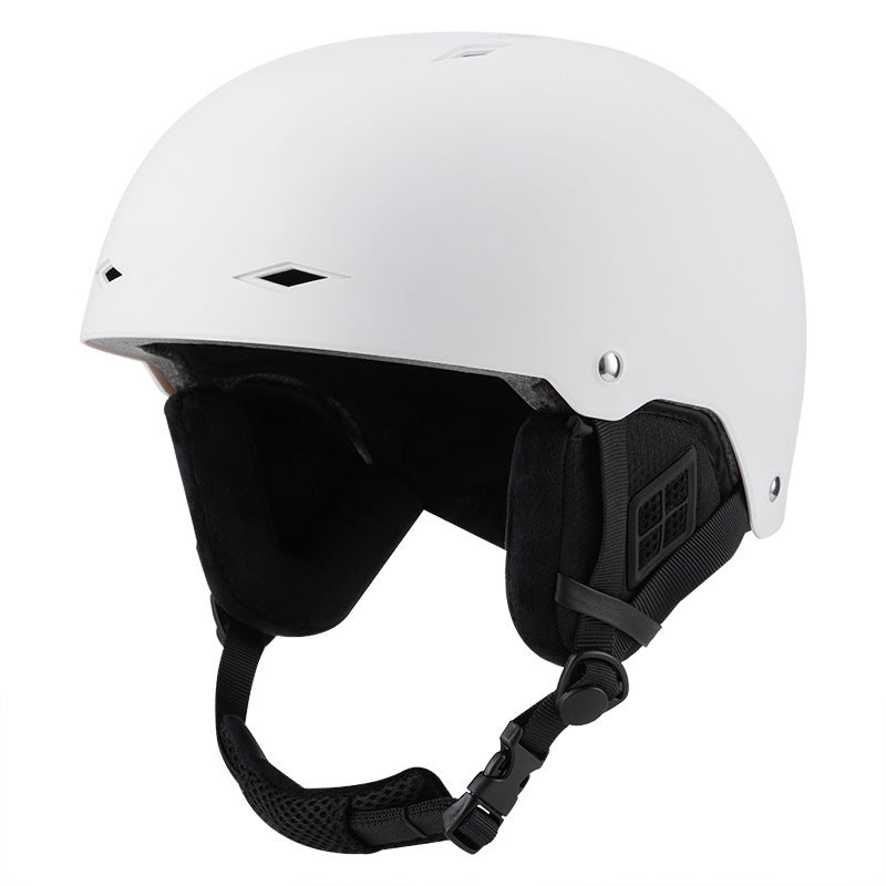 Versatile Snow Sports Helmet for All Seasons