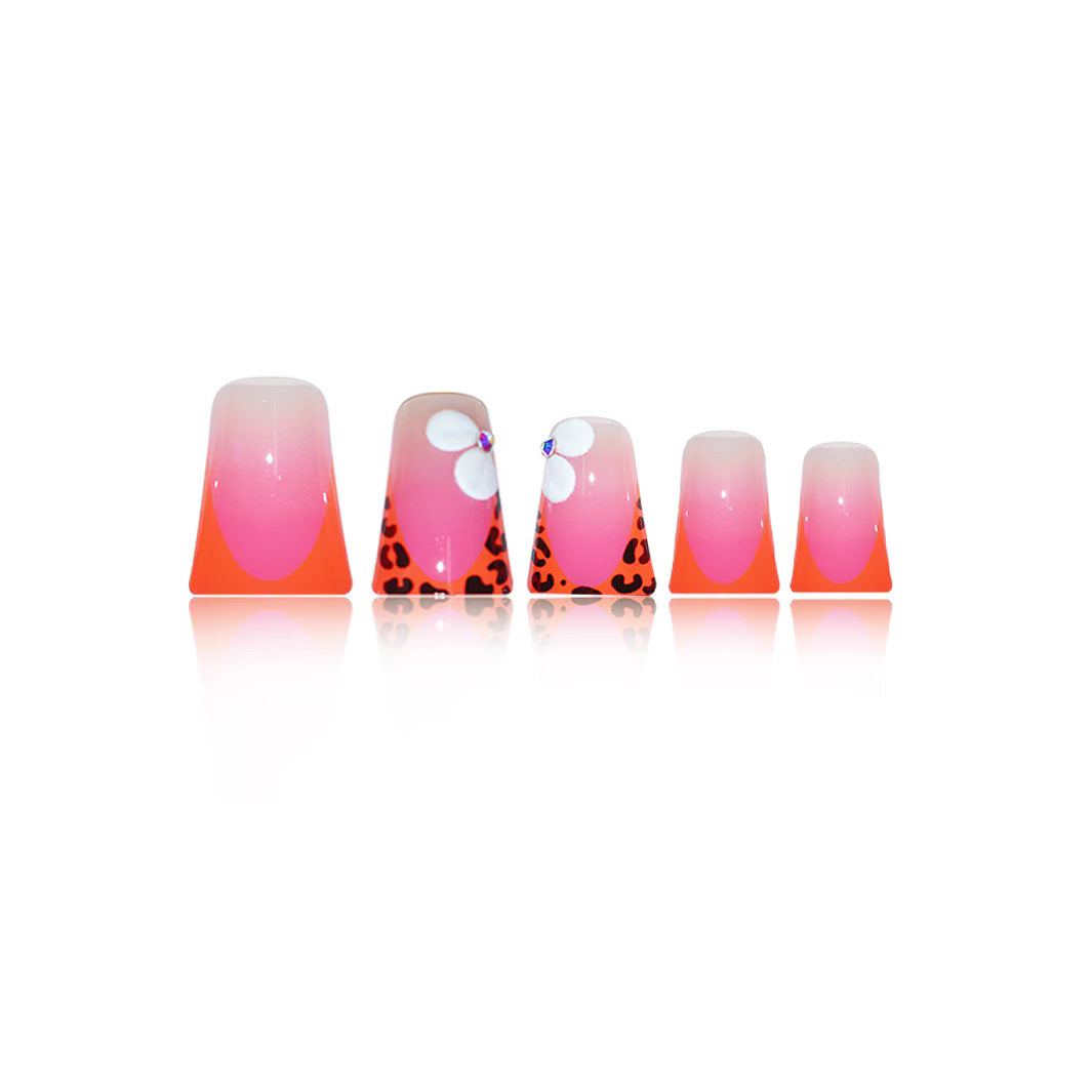 Creative Oval Nail Extensions