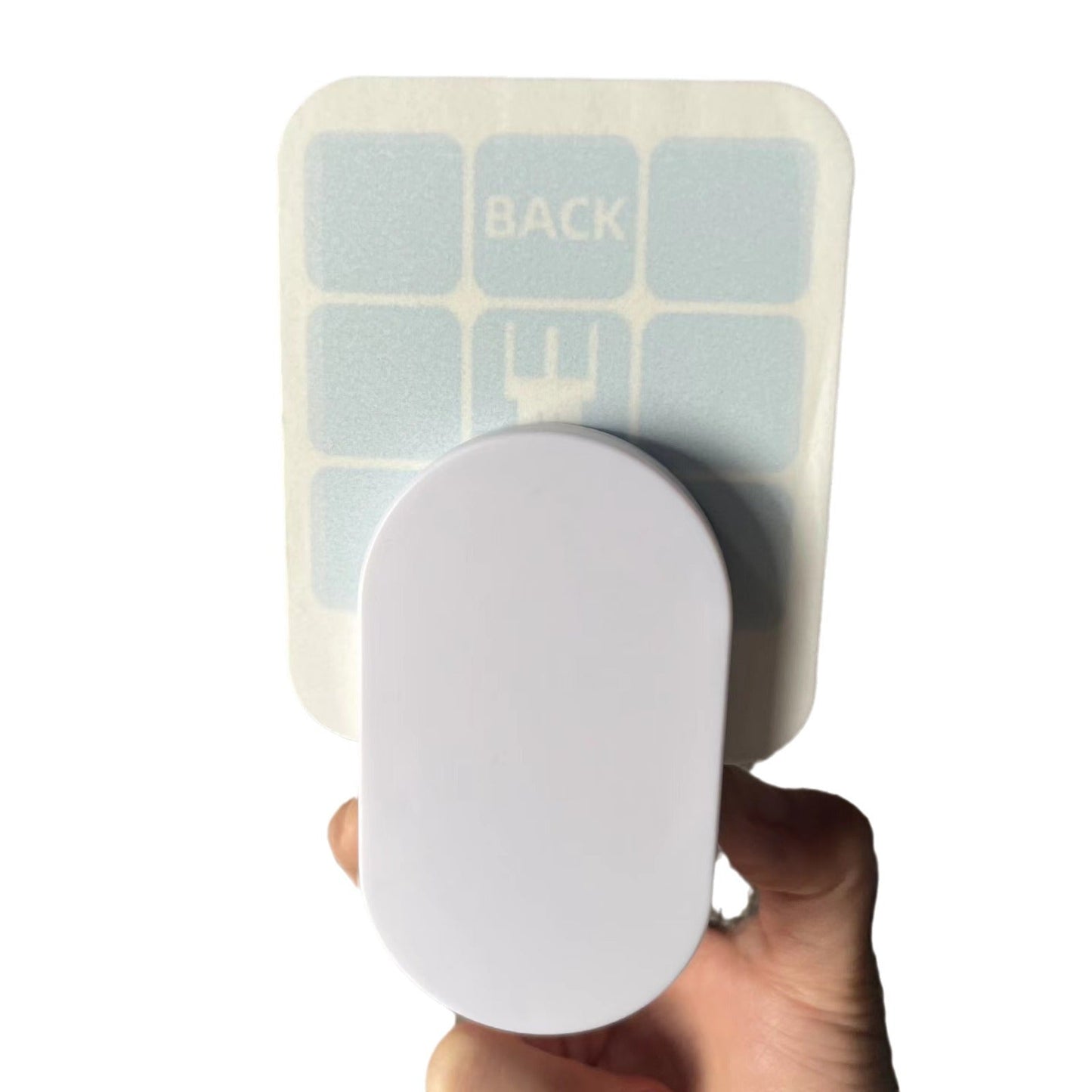Continuous Wall-Mounted Magnetic Catch and Compact Organizer for Keys