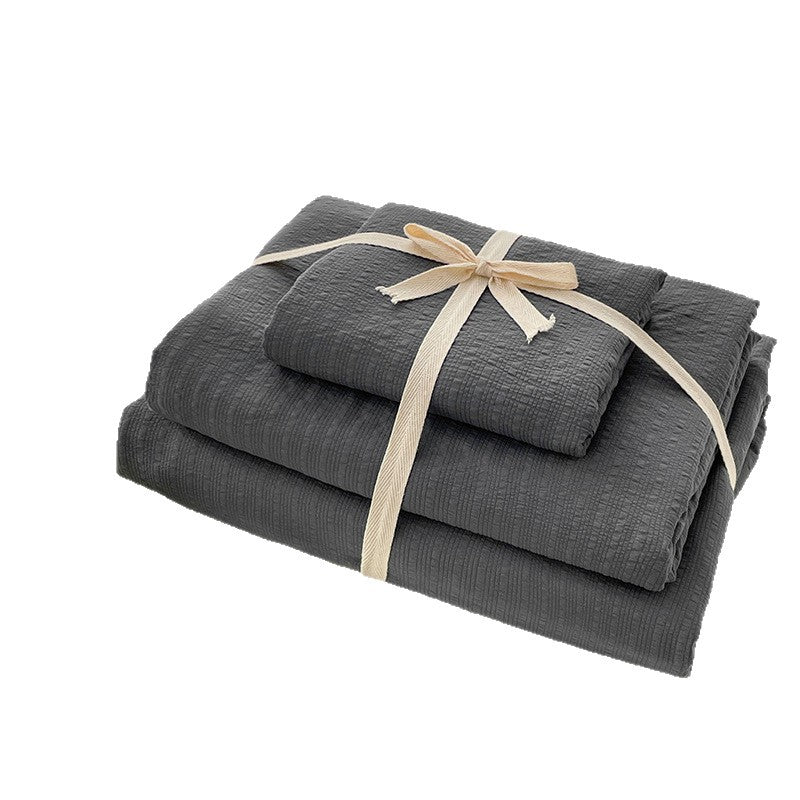 Jacquard Bed Linen Set for a Bold Home Décor Look