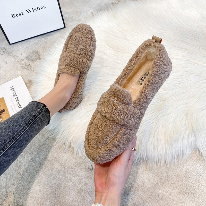 Cozy Slippers for Comfort and Relaxation