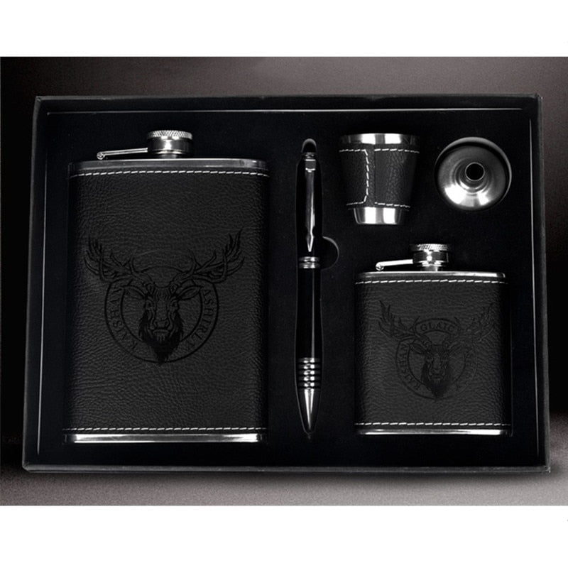 Compact Pocket Flask Made of Stainless Steel