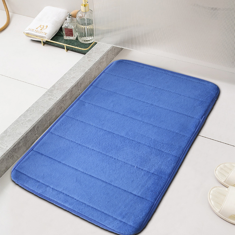 Quick-Dry Microfiber Bathroom Mat - Absorbent and Non-Slip Design