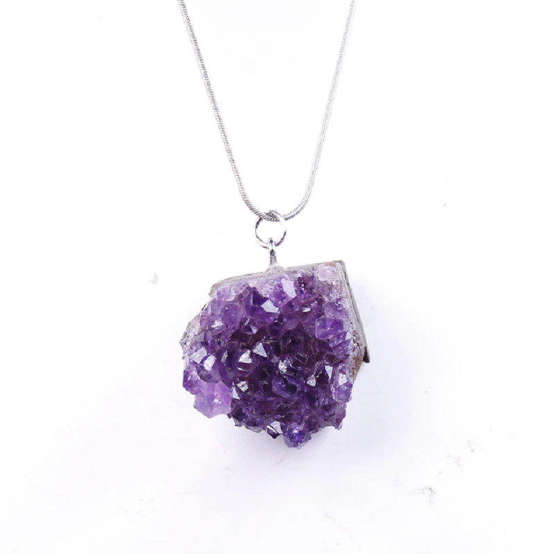 Amethyst Gemstone Pendant Necklace in Natural Design