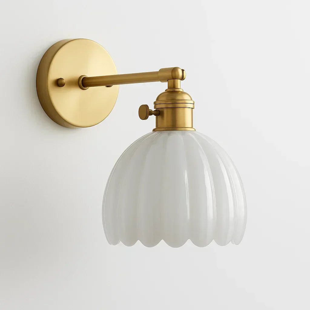 Tulip-Shaped Retro Wall Lamp – Vintage Accent Lighting