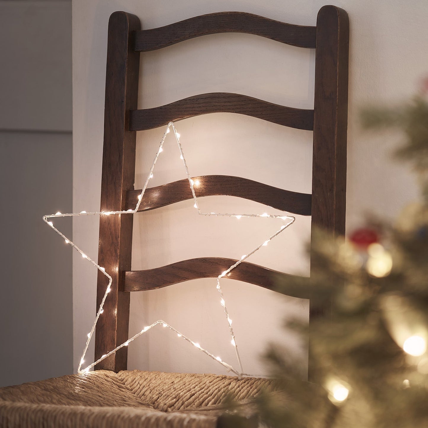 Warm LED Christmas Window Light – Festive Decoration