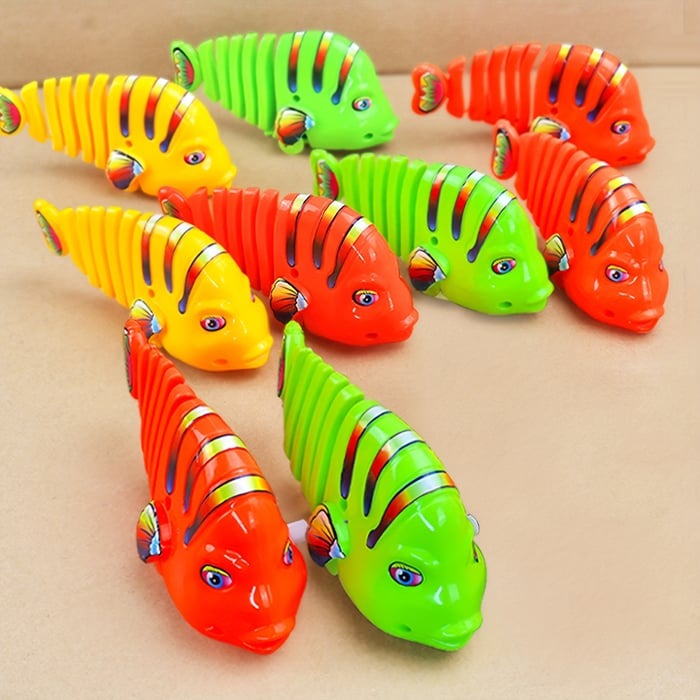 Wind-Up Fish Toy for Kids | Twists & Turns | No Batteries Needed | Durable Indoor & Outdoor Fun