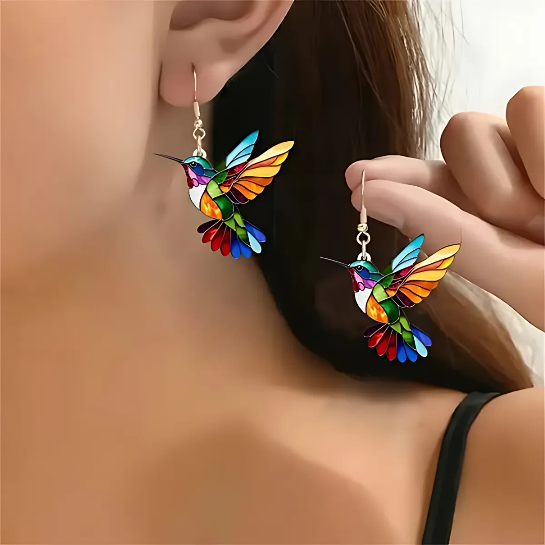 Vibrant Avian Charm Jewelry Set with Coordinating Earrings