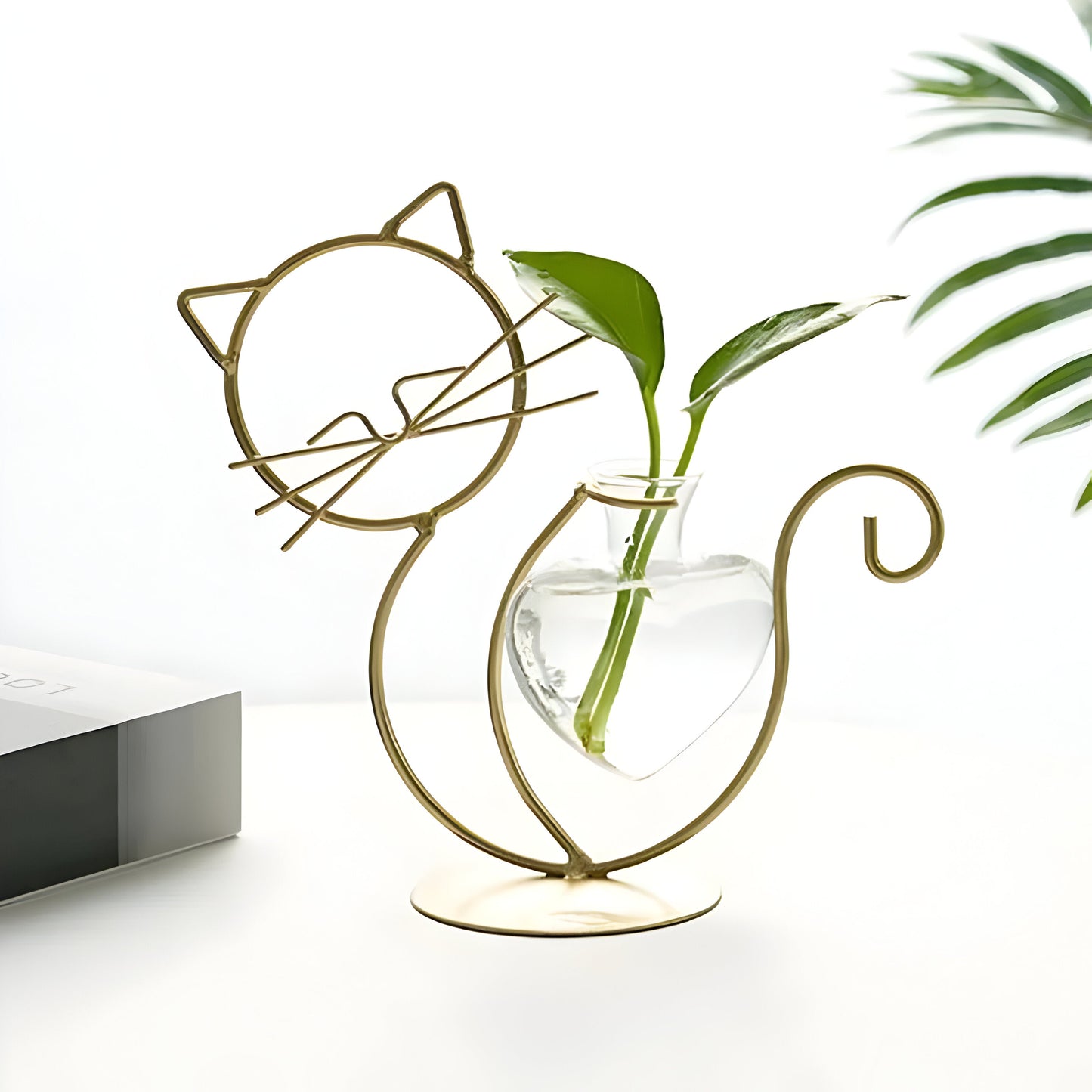 Hydroponic Heart-Shaped Glass Vase with Cat Holder