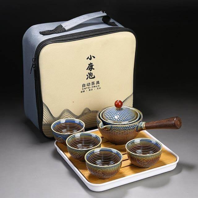 Moving Teapot Filter Set in Unique Ceramic Design