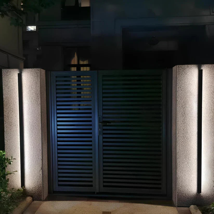 Black Aluminium LED Outdoor Wall Light