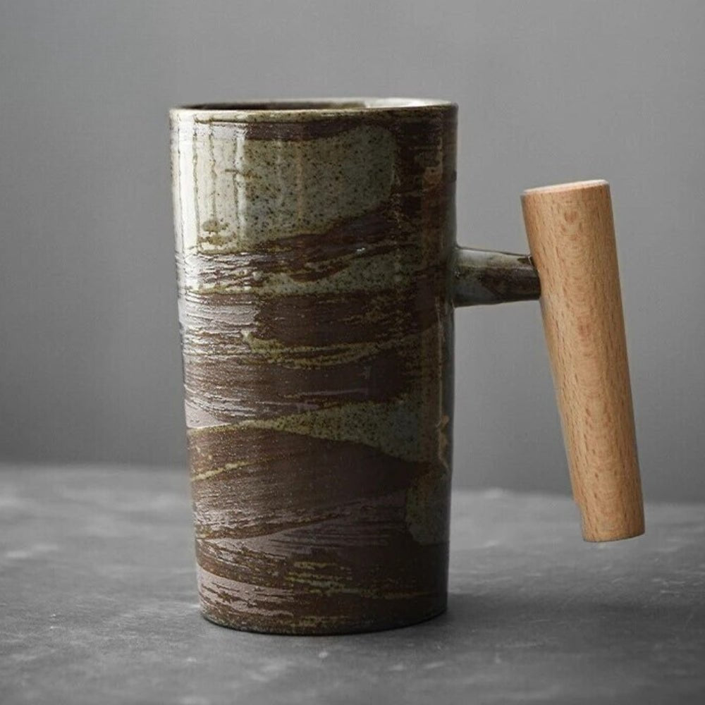 Vintage-Style Ceramic Mug – Rustic Drinkware for Beverages