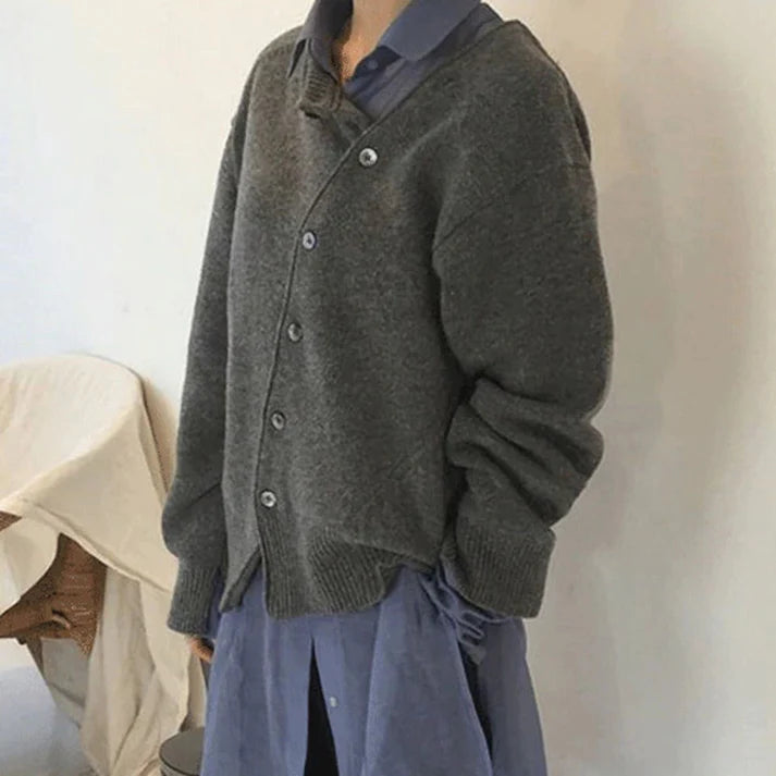 Comfortable Waistcoat with Playful Button Placket
