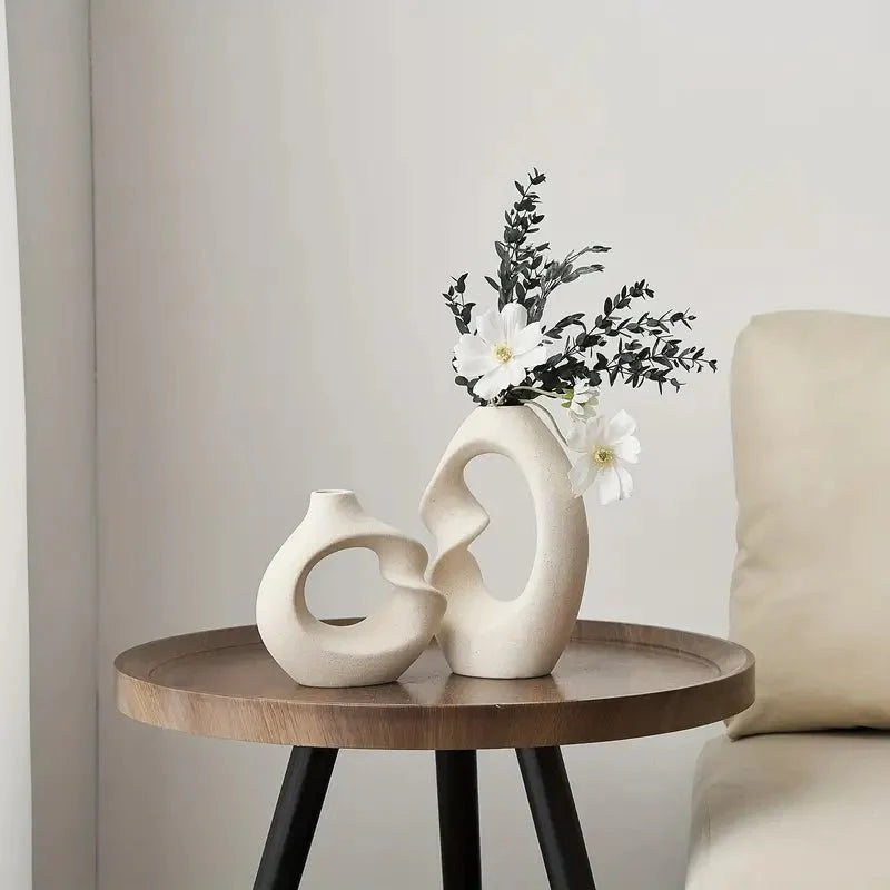 Abstract Ceramic Vase Set – Stylish Decor for Contemporary Interiors