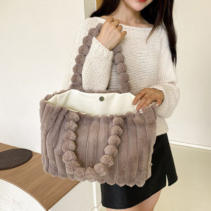 Plush Carry-All Bag for Ultimate Comfort on the Go