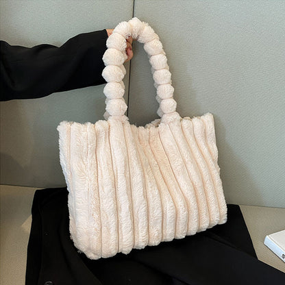 Plush Carry-All Bag for Ultimate Comfort on the Go