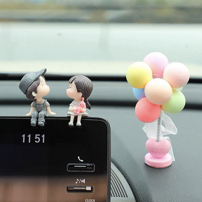 Couple Decorative Figurine – Elegant Home Accent