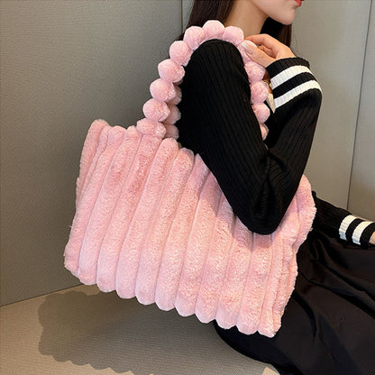 Plush Carry-All Bag for Ultimate Comfort on the Go