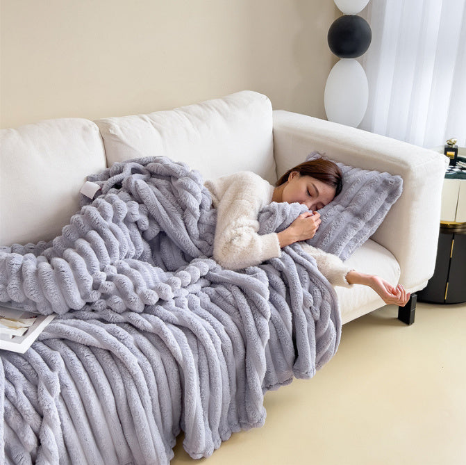 Cozy Blanket for Cold Winter Evenings - Warmth and Comfort