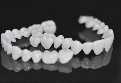 Adjustable White Denture Lens for Direct Smile Enhancement