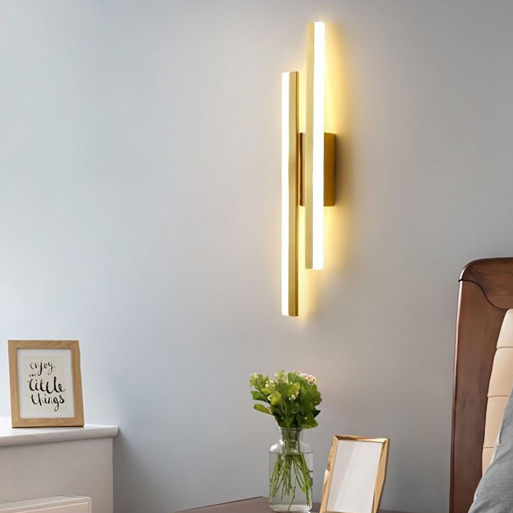 Acrylic and Metal Designed LED Wall Light