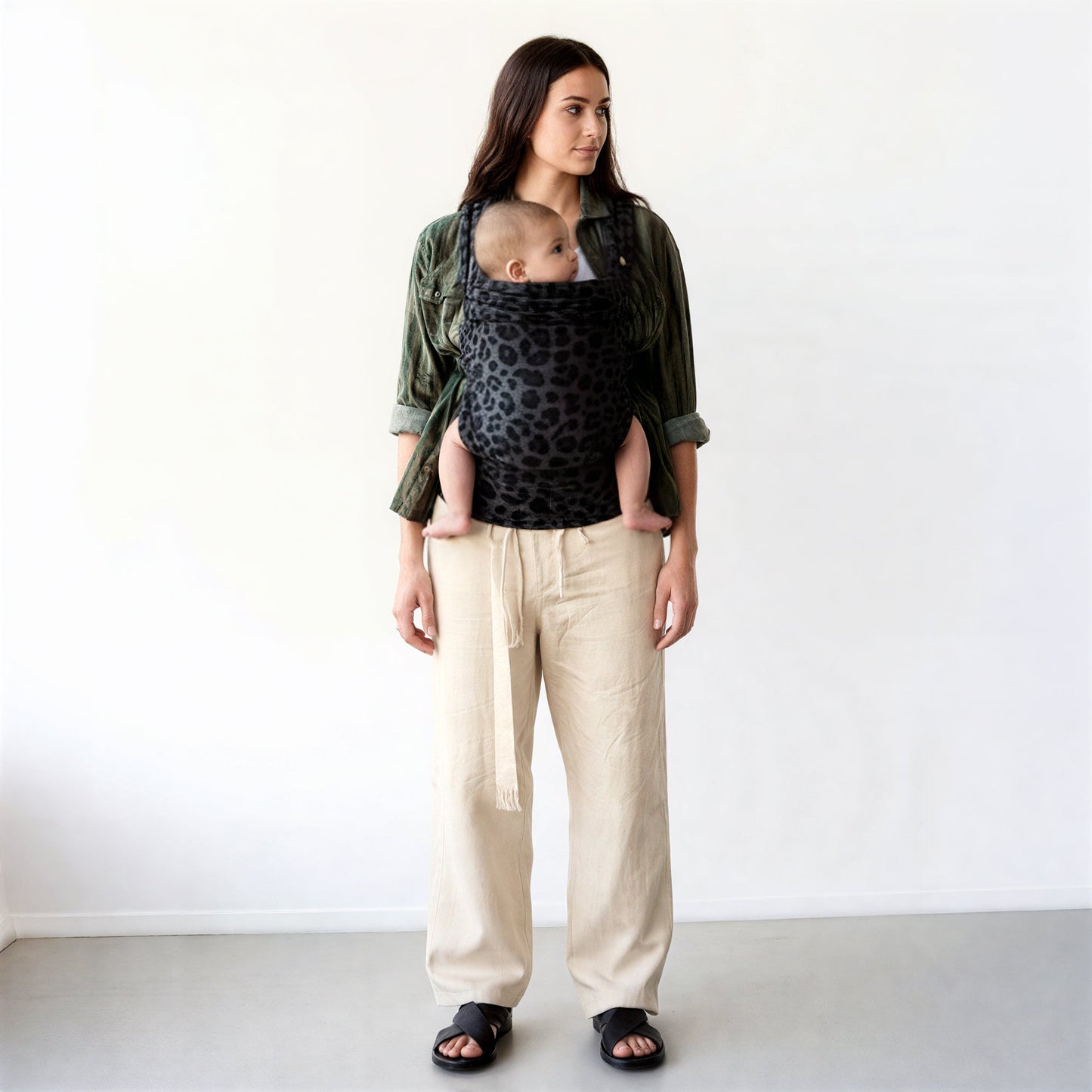 Versatile Baby Carrier for Ultimate Comfort and Mobility