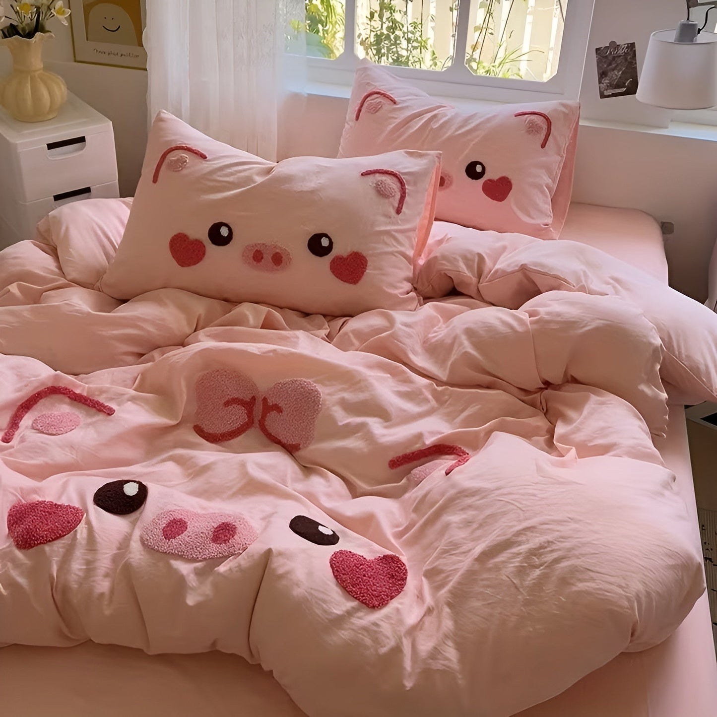 Cozy Bedding Set Featuring Adorable Piglet Design – Ideal for Kids' Rooms