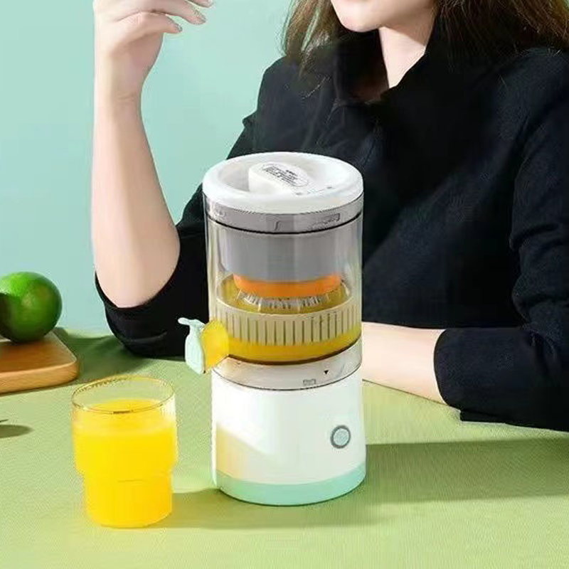 Portable Wireless Electric Juicer for Home Use