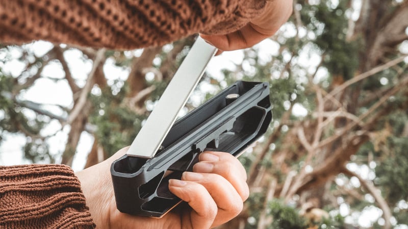 SharpEdge Pro – Ultimate Precision Knife Sharpener