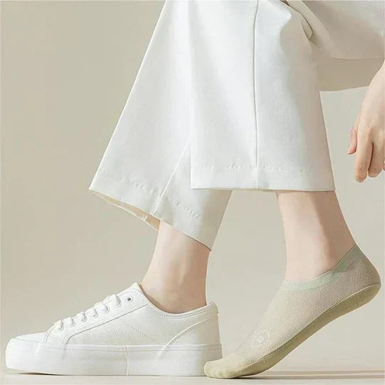 Invisible Comfort Socks - Ultra-Thin, Non-Slip Design (4 Pairs)