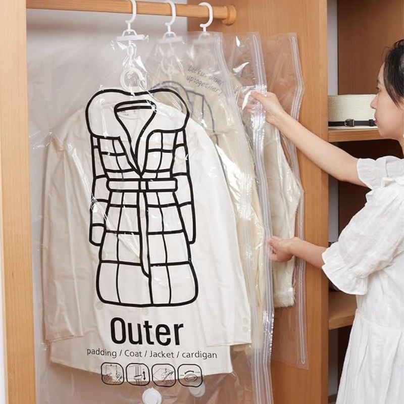 SpaceSaver Vacuum Clothing Bags with Hanger – Maximize Storage